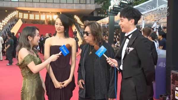 金像獎2026｜林敏驄台上失控無厘頭「呢度TVB」 直播最尷尬一幕Amy Lo急救場