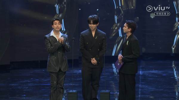 金像獎2026｜MIRROR成員出場慘被讀錯名稱呼！大會旁述直播出醜場面尷尬