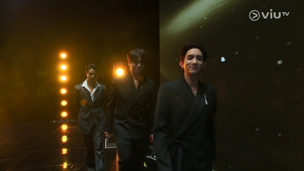 金像獎2026｜MIRROR成員出場慘被讀錯名稱呼！大會旁述直播出醜場面尷尬