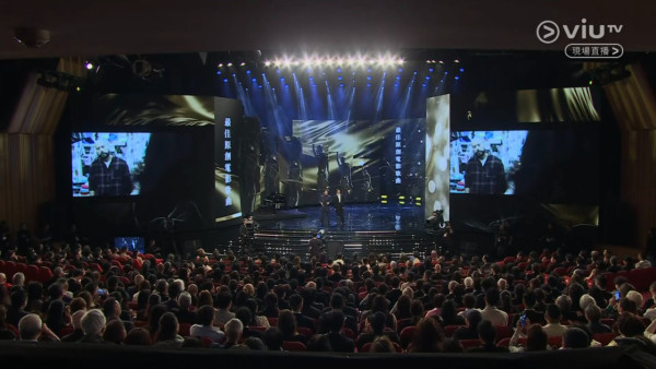 金像獎2026｜陳奕迅遭馮德倫開火揶揄即面色一沉 「老羞成怒」爆金句：你聽我講！