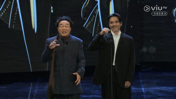 金像獎2026｜陳奕迅遭馮德倫開火揶揄即面色一沉 「老羞成怒」爆金句：你聽我講！