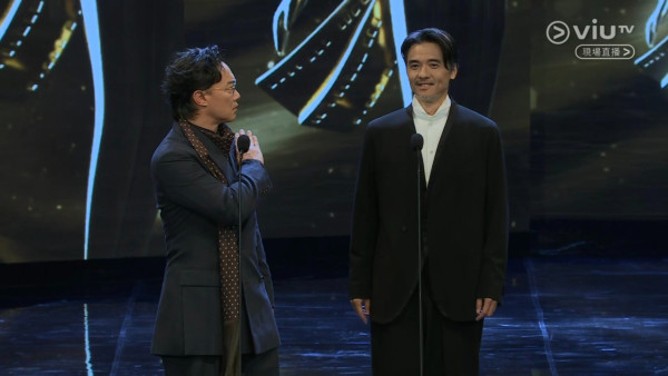 金像獎2026｜陳奕迅遭馮德倫開火揶揄即面色一沉 「老羞成怒」爆金句：你聽我講！