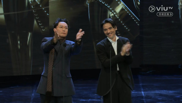 金像獎2026｜陳奕迅遭馮德倫開火揶揄即面色一沉 「老羞成怒」爆金句：你聽我講！