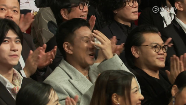 金像獎2026｜黃淑蔓11年後奪獎感言致謝爸爸 鏡頭誤切朱栢康爆喊畫面瘋傳