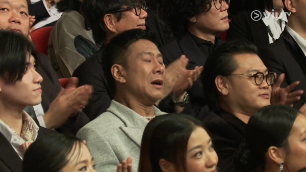 金像獎2026｜黃淑蔓11年後奪獎感言致謝爸爸 鏡頭誤切朱栢康爆喊畫面瘋傳