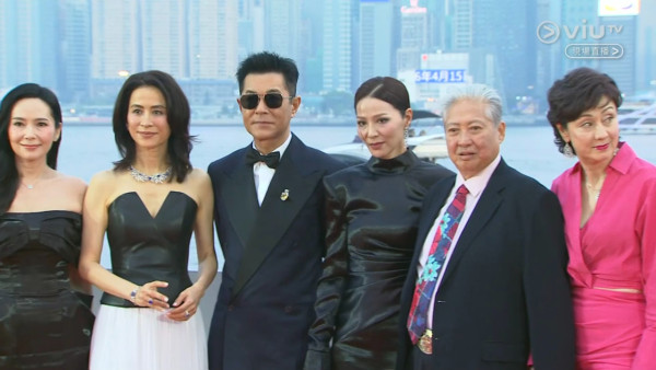 金像獎2026｜宣萱紅地氈造型被指跌watt顯老態 被同場滕麗名郭羨妮美貌輾壓