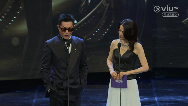 金像獎2026｜宣萱紅地氈造型被指跌watt顯老態 被同場滕麗名郭羨妮美貌輾壓