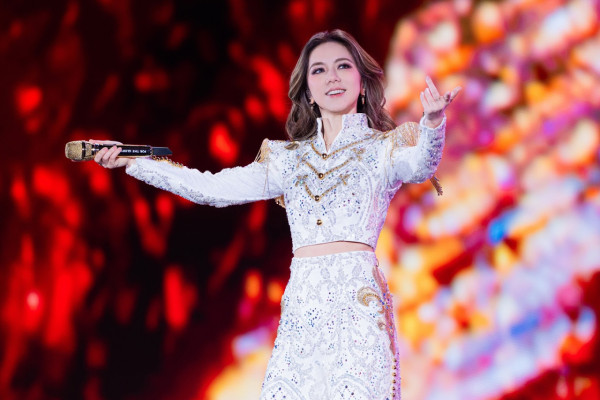 鄧紫棋G.E.M.突然驚爆患遺傳病隱疾 自揭無症狀病情：我挺佩服我自己