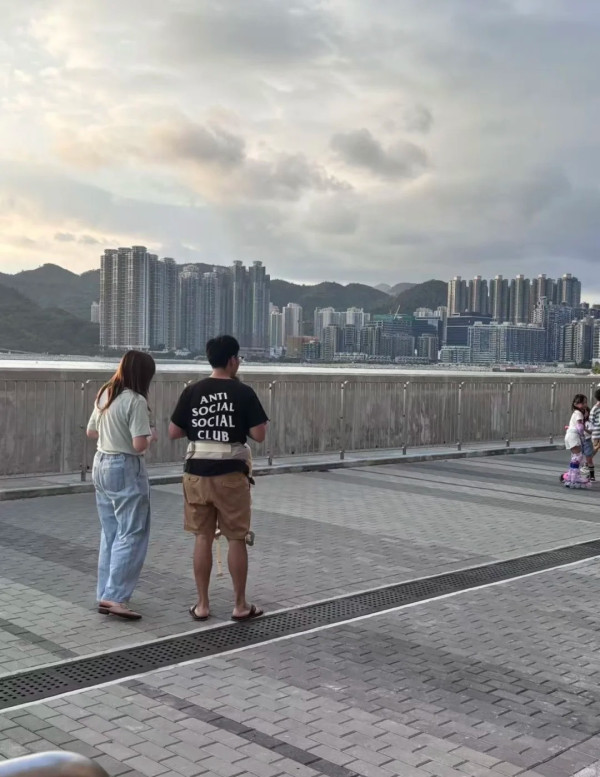 港爸湊仔獲激讚！內地妻呻老公「只係擺設」美研究：老豆做1件事子女更少病