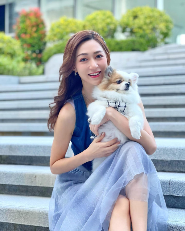 前港姐冠軍成碟花膠餵愛犬食惹熱議 超級富養極盡奢華！網民：隻狗過得好過我