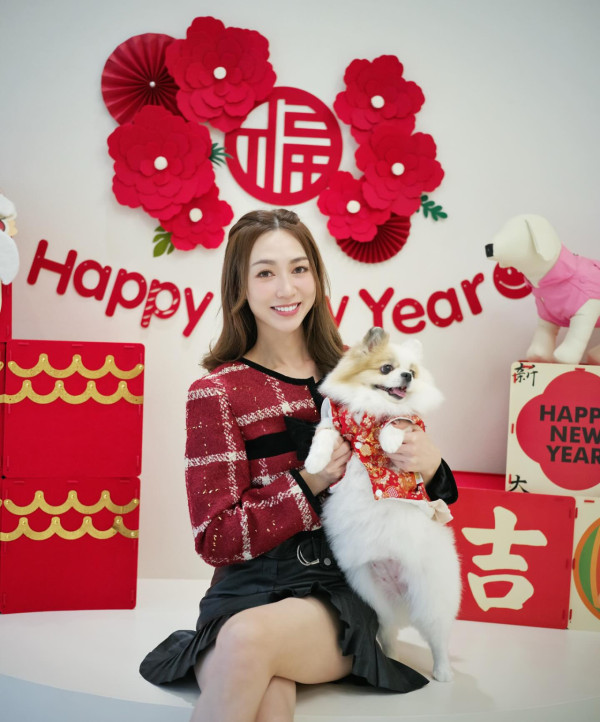 前港姐冠軍成碟花膠餵愛犬食惹熱議 超級富養極盡奢華！網民：隻狗過得好過我