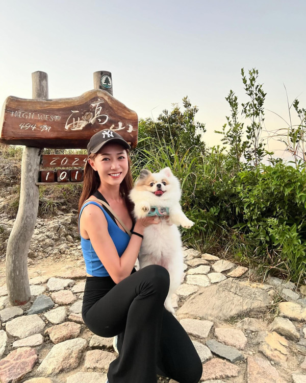 前港姐冠軍成碟花膠餵愛犬食惹熱議 超級富養極盡奢華！網民：隻狗過得好過我