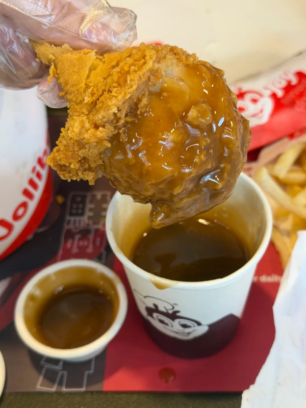 Jollibee突發買一送一優惠！人均$24.5歎炸雞＋漢堡＋飲品／免費炸雞1招換領教學 (即睇指定分店)