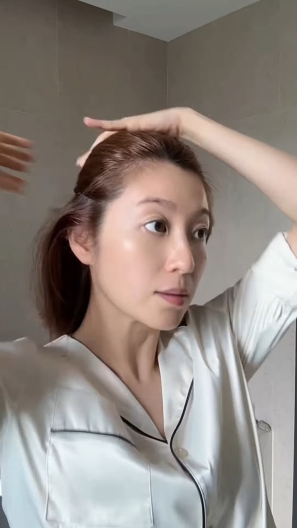 陳自瑤終極素顏曝45歲真實皮膚狀態！超近鏡毫不掩飾令網民驚嘆：黑眼圈都冇