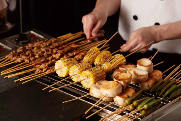 Mr.Steak自助餐突發買一送一！人均$280起任食生蠔/蟹腳/鴨肝/燒牛肉！限時優惠六人同行一人免費！