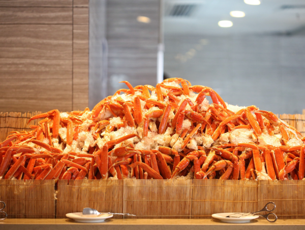 Mr.Steak自助餐突發買一送一！人均$280起任食生蠔/蟹腳/鴨肝/燒牛肉！限時優惠六人同行一人免費！