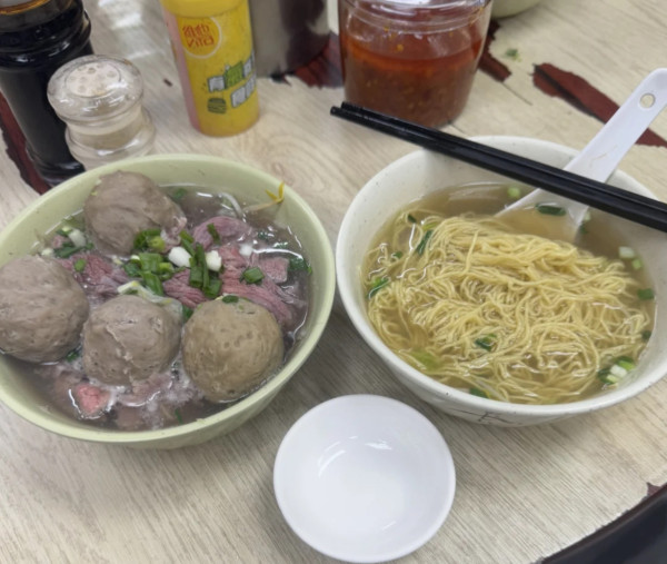 香港網民Threads力推澳門必食10大清單！超足料雞煲/必食咖哩牛腩/豬油渣粉麵 