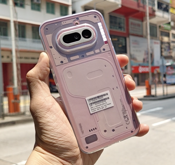 $3,699 玩到潛望長焦？ Nothing Phone (4a) 實測：70 倍 AI 變焦實測、4500nits 屏幕 規格「越級」挑戰旗艦