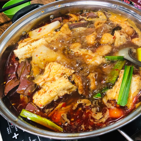 香港網民Threads力推澳門必食10大清單！超足料雞煲/必食咖哩牛腩/豬油渣粉麵 