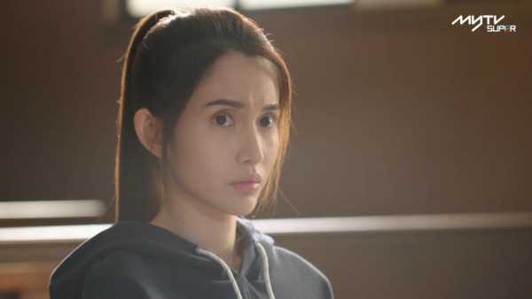 正義女神｜30歲新晉小花陳若思「虐貓」演技驚艷！背景大起底理財策劃轉行選港姐