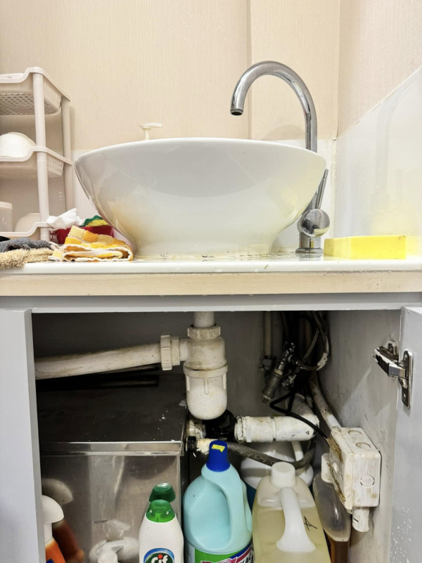 去水位跌戒指/筷子唔好沖水！網民教1招無損吸出 附$50換隔氣慳千蚊