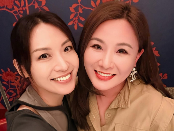 亞視聚會三大花旦激罕世紀同框合照！陳煒江美儀都不及呢位富貴女星吸睛