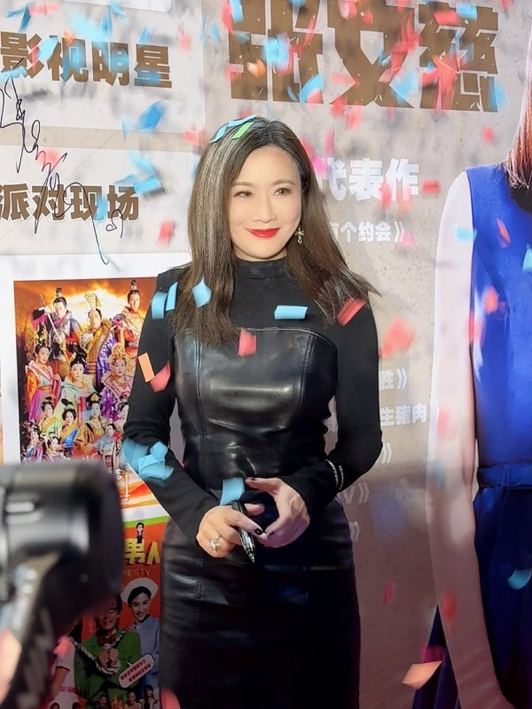 亞視聚會三大花旦激罕世紀同框合照！陳煒江美儀都不及呢位富貴女星吸睛