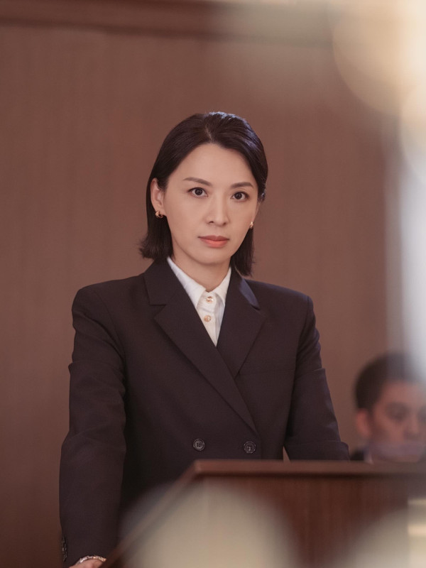 亞視聚會三大花旦激罕世紀同框合照！陳煒江美儀都不及呢位富貴女星吸睛