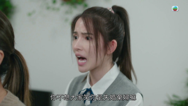 正義女神丨陳若思終極失控刀刺「控制狂母」激動揼地爆Seed變面癲瘋演技吸正評