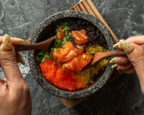 尖沙咀韓日 Han Dining 推全新 16 道菜季節餐單！$298起歎醬油蝦壽司／和牛沙律／慢燉五花肉