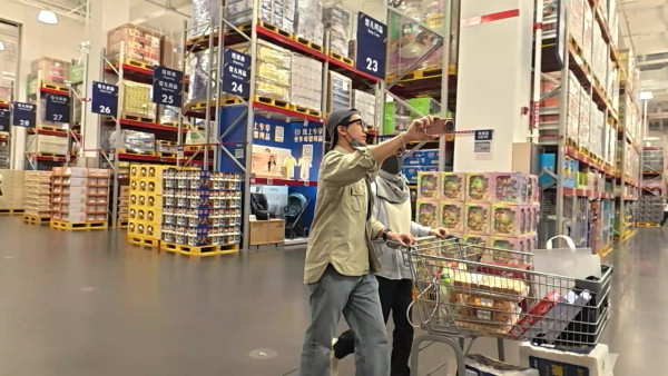 試真D｜江美儀內地實測網紅超市「紅黑榜」試食三大騎呢食物結果出人意表