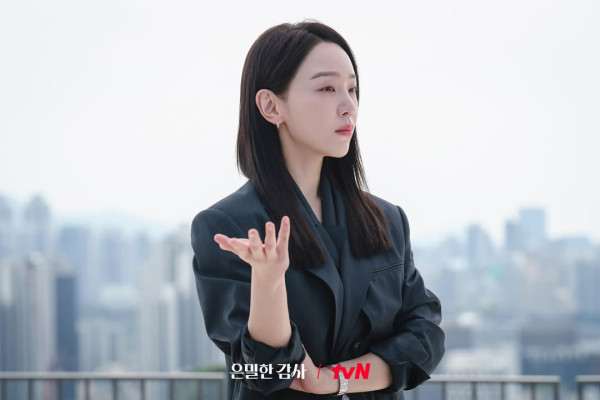 秘戀稽核中線上看｜劇情5大看點：申惠善孔明上演限制級辦公室愛情+HBO MAX播出時間