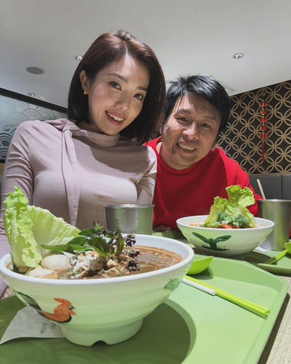 38歲索爆人妻IG拋震撼彈宣布離婚！無預警結束九年夫妻關係︰共同撫養女兒