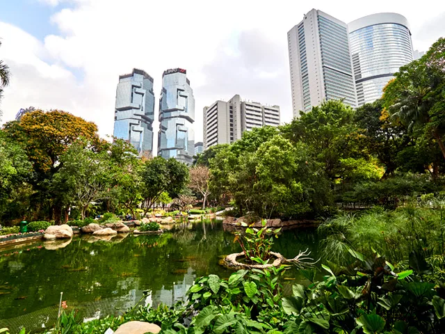 香港公園有「神秘禮物機」？掃碼免費換迷你書包 附隱藏換領攻略