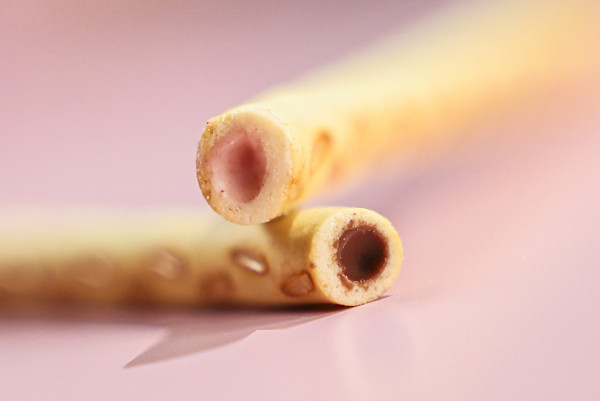 固力果大派2000盒pejoy夾心餅乾條！一連2個周末 加碼送輕便防曬遮+手巾 附派發時間及地點