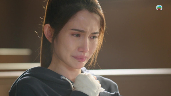 正義女神丨陳若思演技大躍進晒16種情緒極立體 層次癲瘋演出獲激推爭女飛躍