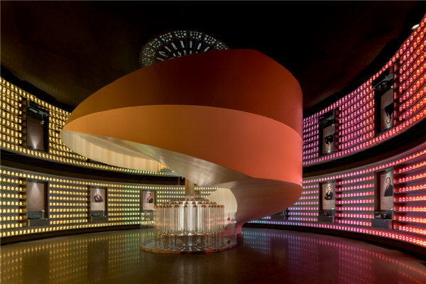 廣州全球最大香氛博物館！現場3分鐘調配專屬香水 唯美設計打卡一流！ 