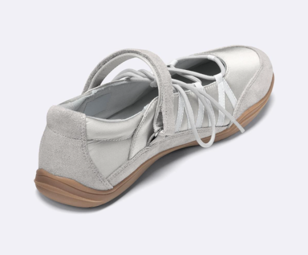 GU超人氣$199芭蕾舞鞋改造法！3招低成本DIY專屬風格鞋子 手殘黨都做到！附綁帶技巧圖文教學