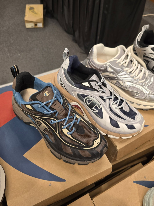 尖沙咀海港城名牌開倉低至3折！運動服裝/運動鞋$199起！同場必買迪士尼家品/文具/床品