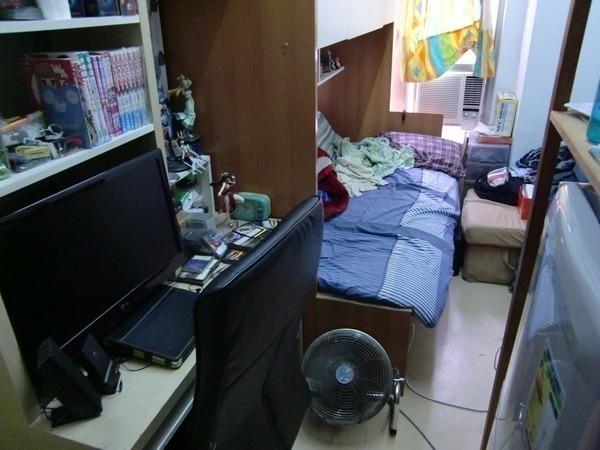 公屋弊端︱自称“一出世被迫住地狱”！港女住公屋狂呻“生不如死”力数公屋6大弊端 网友骂爆：这么委屈快交回出来！
