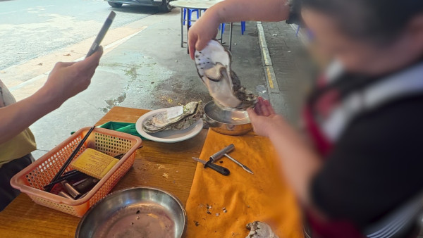 試真D｜江美儀揭內地平價蠔店恐怖內幕！衛生程度嚇到GM面青口唇白︰好Kick喎