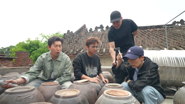 試真D｜江美儀挑戰「三水臭屁醋」一試愛上？隔住口罩都臭到GM反覆作嘔