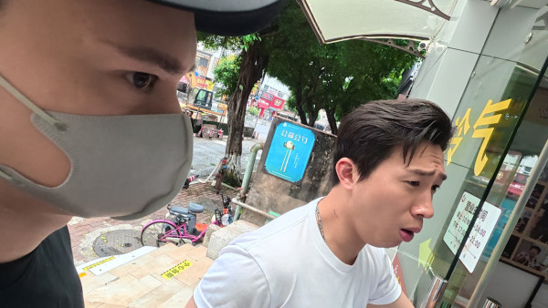 試真D｜主持實測三水名物「臭屁醋」！聞落臭過屎坑？網民：似餿水 