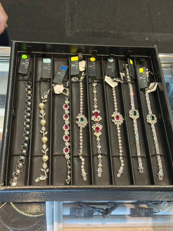 銅鑼灣時代廣場名牌開倉低至1折！女裝服飾/鞋履/配飾/護膚品低至$98 Max Mara／GANNI／MOISELLE