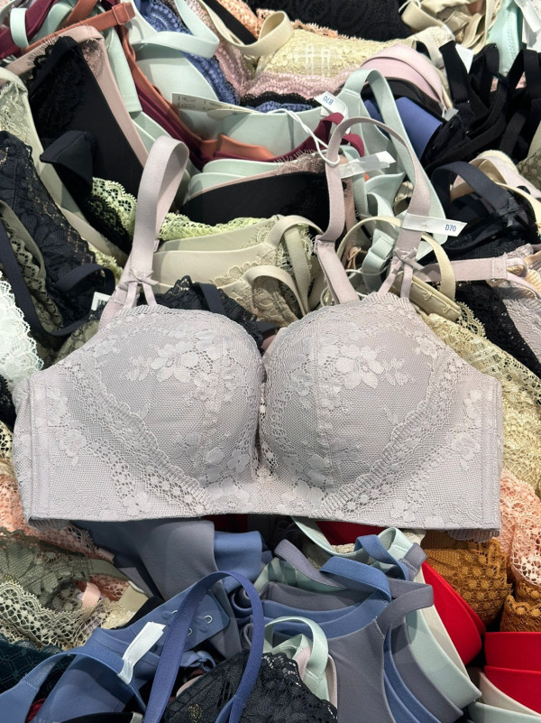 銅鑼灣時代廣場名牌開倉低至1折！女裝服飾/鞋履/配飾/護膚品低至$98 Max Mara／GANNI／MOISELLE