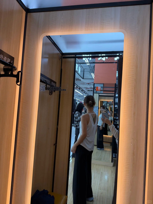 迪卡儂$69顯瘦黑科技！作弊級背心秒遮副乳 網民驚嘆：上背薄2cm