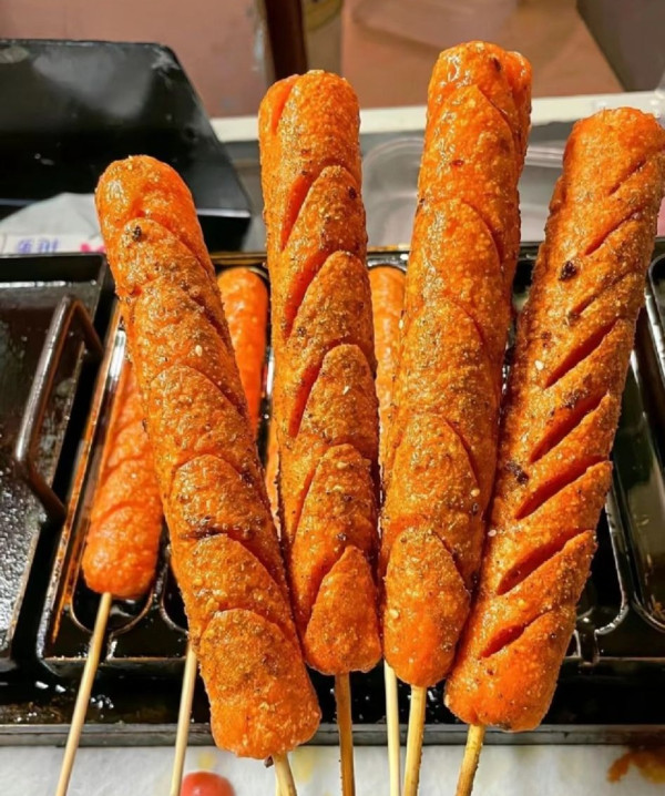 香腸｜夜市大熱「澱粉腸」竟含狗糧骨泥？長期食恐增患癌風險 附消委會7款安全香腸名單
