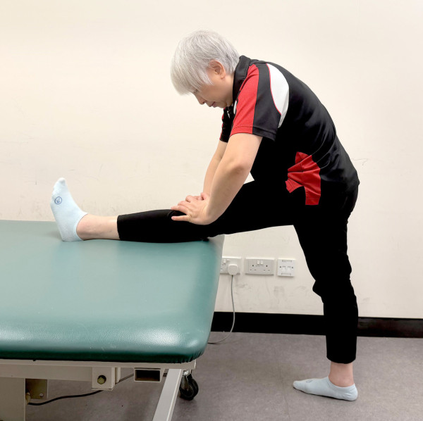 消委會｜半夜睡覺突腳抽筋2招極速自救！專家揭3大預防抽筋飲食清單！切忌「彈震式」越拉越痛 附日常拉伸運動教學