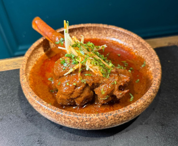 中環餐廳｜印度扒房Punjab Warriors登陸中環！牛骨髓燜飯＋Masala斧頭扒＋招牌羊排／限時半價優惠 (記者實測試食)