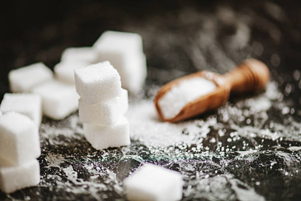 以為食甜品減壓？醫生揭「糖中毒」惹失眠10大自測題中3項已上癮（附5招無痛戒糖）